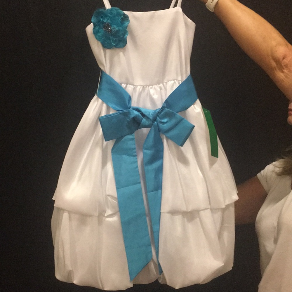 WHITE PARTY DRESS